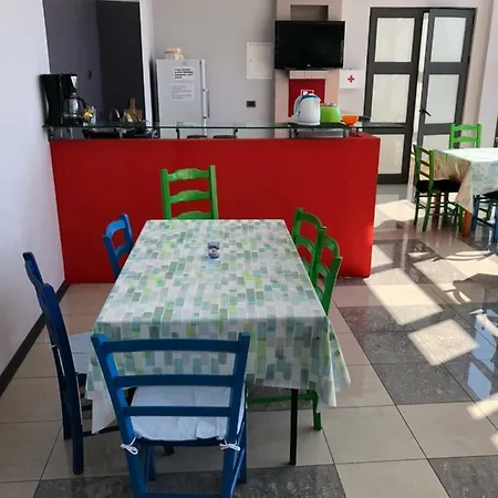 Ceska Beseda Hostel *