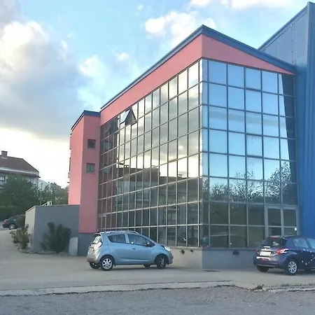 אכסניה Ceska Beseda רייקה